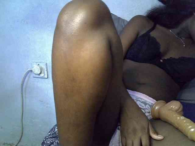 ExoticKiara1 webcam