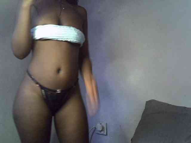 ExoticKiara1 webcam