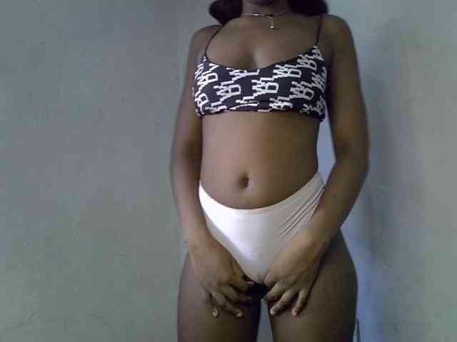 ExoticKiara1 webcam