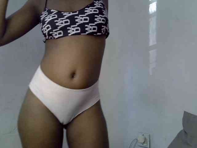 ExoticKiara1 webcam