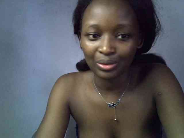 ExoticKiara1 webcam