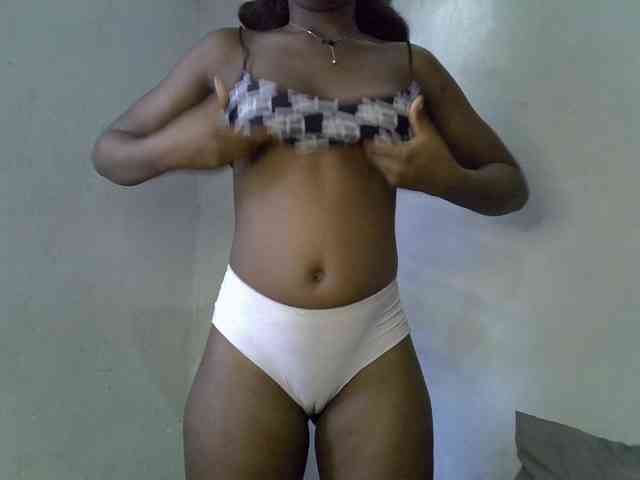 ExoticKiara1 webcam