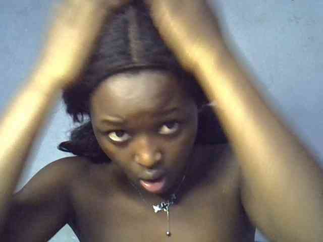 ExoticKiara1 webcam