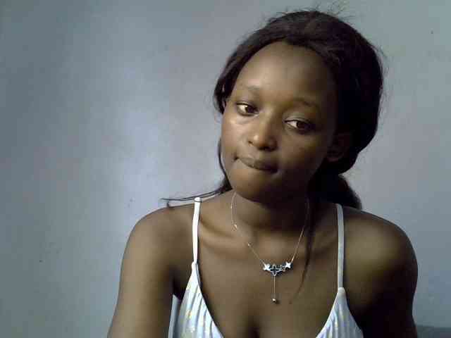 ExoticKiara1 webcam