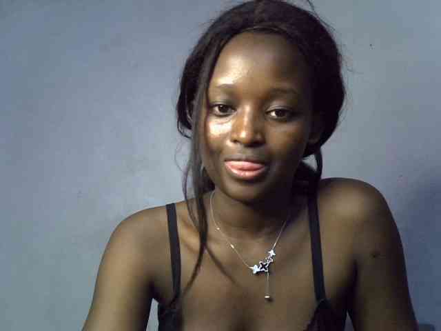 ExoticKiara1 webcam