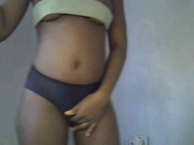 ExoticKiara1 webcam