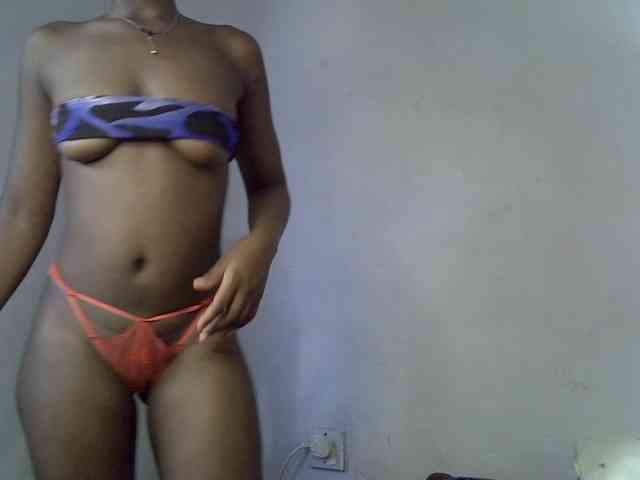ExoticKiara1 webcam