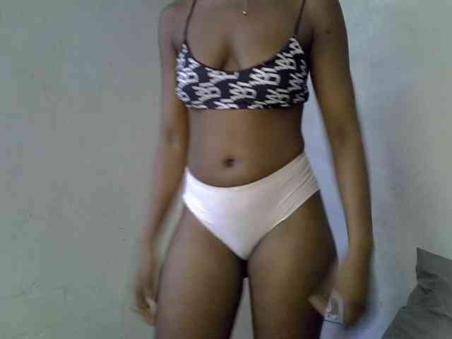 ExoticKiara1 webcam