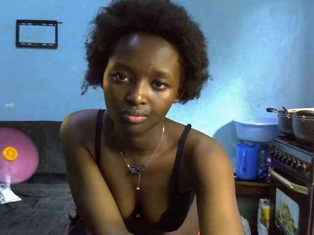 ExoticKiara1 webcam