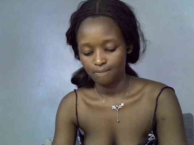 ExoticKiara1 webcam