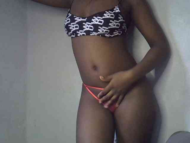 ExoticKiara1 webcam