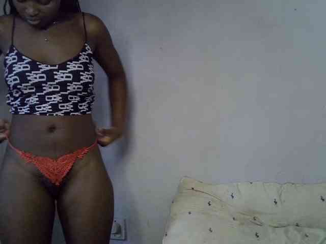 ExoticKiara1 webcam