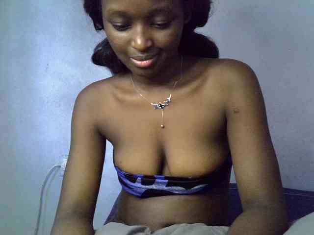 ExoticKiara1 webcam