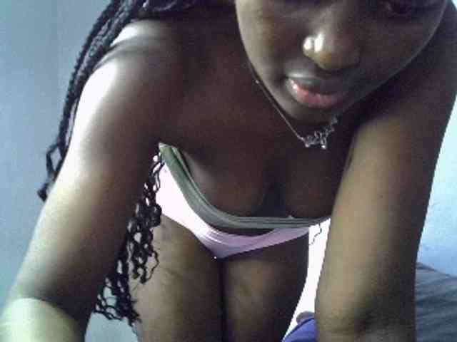 ExoticKiara1 webcam