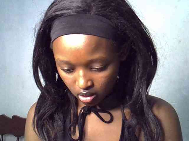 ExoticKiara1 webcam
