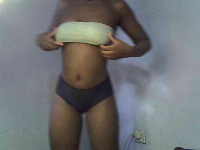 ExoticKiara1 webcam
