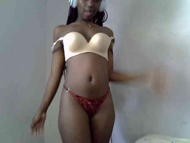 ExoticKiara1 webcam
