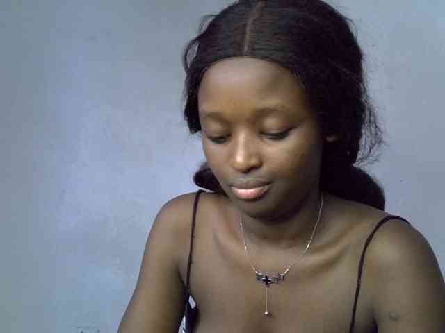 ExoticKiara1 webcam