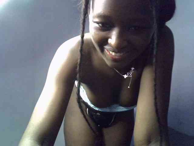 ExoticKiara1 webcam