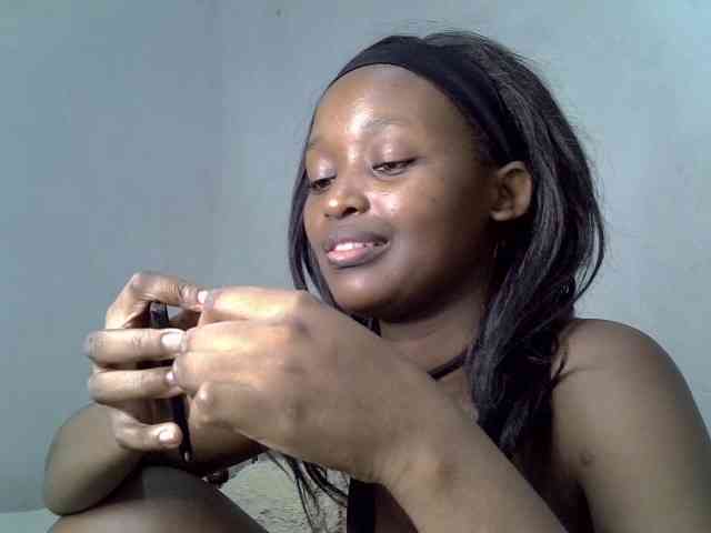 ExoticKiara1 webcam