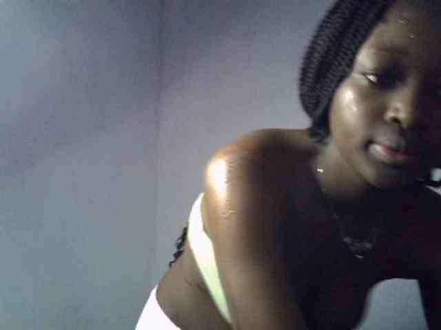 ExoticKiara1 webcam
