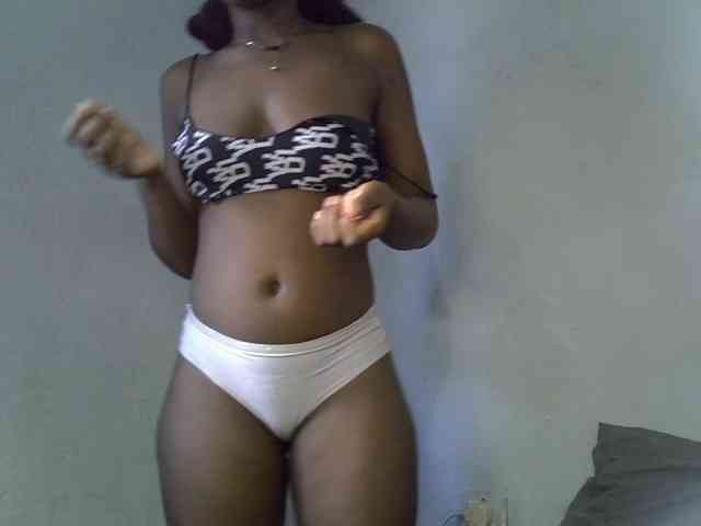 ExoticKiara1 webcam