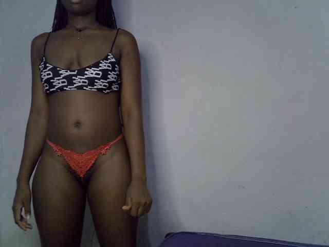 ExoticKiara1 webcam