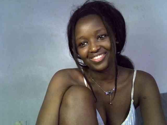 ExoticKiara1 webcam
