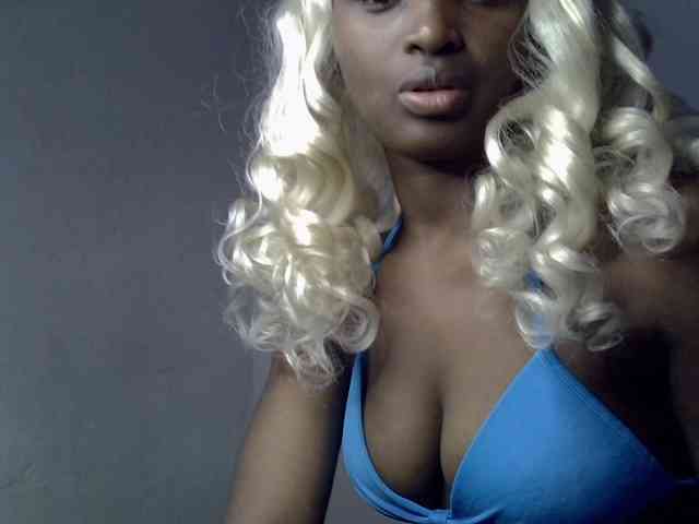 ExoticKiara1 webcam