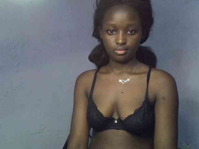 ExoticKiara1 webcam