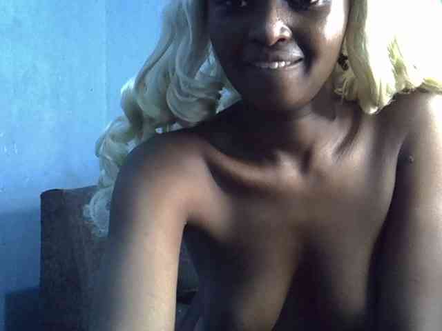 ExoticKiara1 webcam