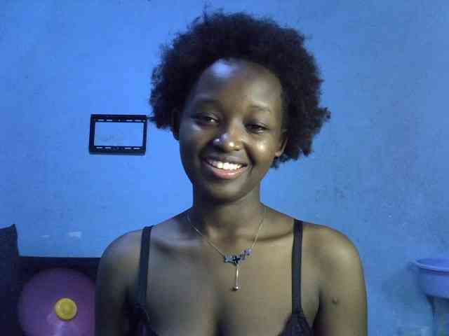 ExoticKiara1 webcam