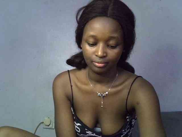 ExoticKiara1 webcam