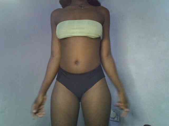 ExoticKiara1 webcam