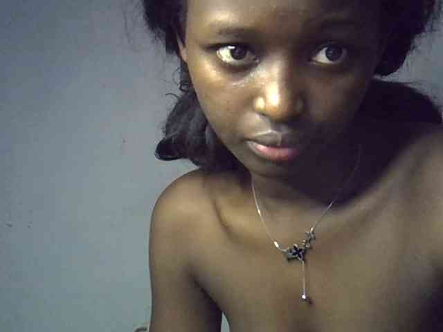ExoticKiara1 webcam