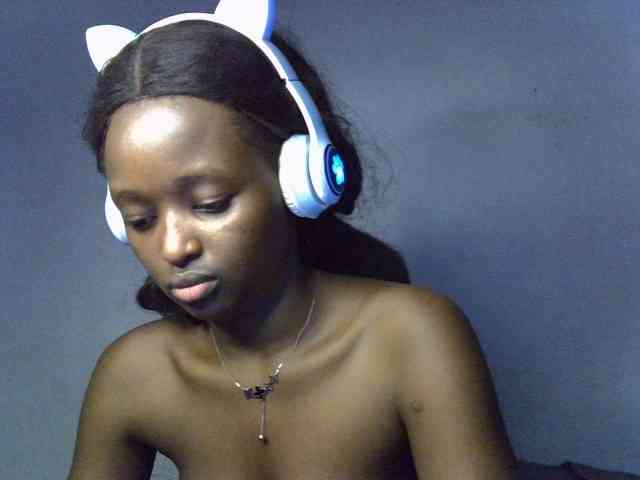 ExoticKiara1 webcam