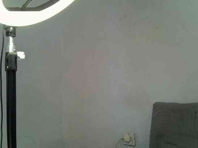 ExoticKiara1 webcam