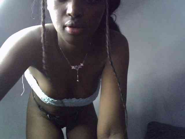 ExoticKiara1 webcam