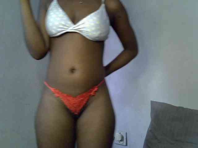 ExoticKiara1 webcam