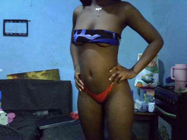 ExoticKiara1 webcam