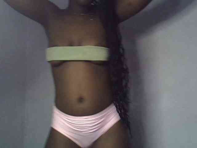 ExoticKiara1 webcam