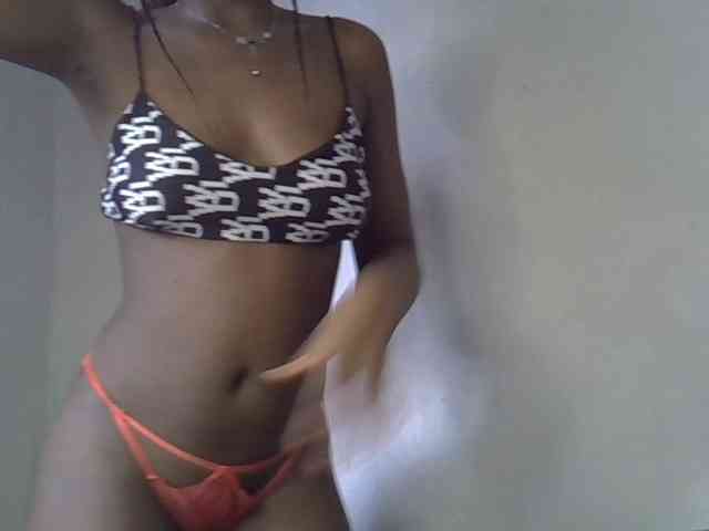ExoticKiara1 webcam