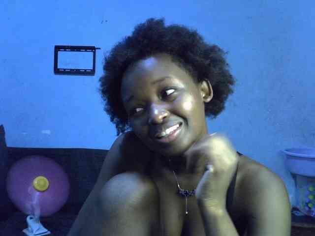 ExoticKiara1 webcam