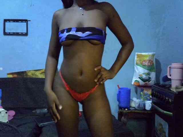 ExoticKiara1 webcam