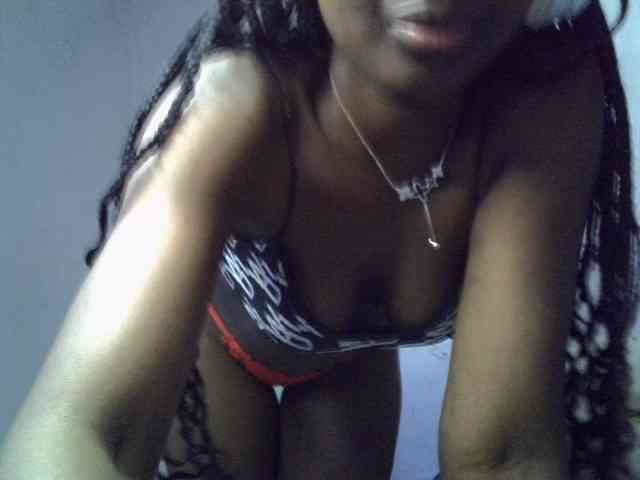 ExoticKiara1 webcam