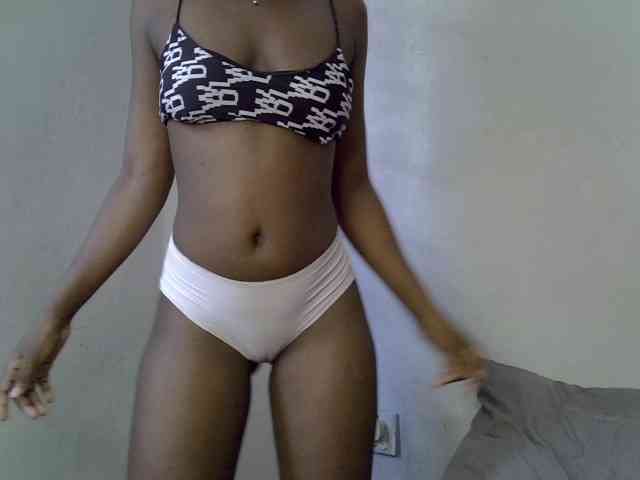 ExoticKiara1 webcam