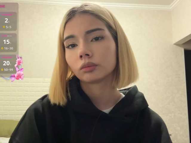 KeeshaSouthard live cam on BongaCams