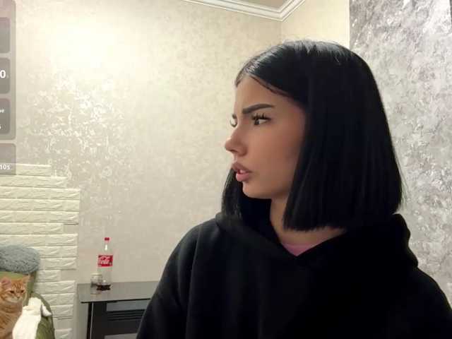 KeeshaSouthard live cam on BongaCams