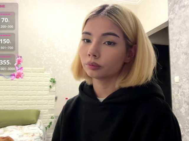 KeeshaSouthard live cam on BongaCams