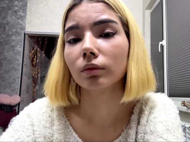 KeeshaSouthard live cam on BongaCams